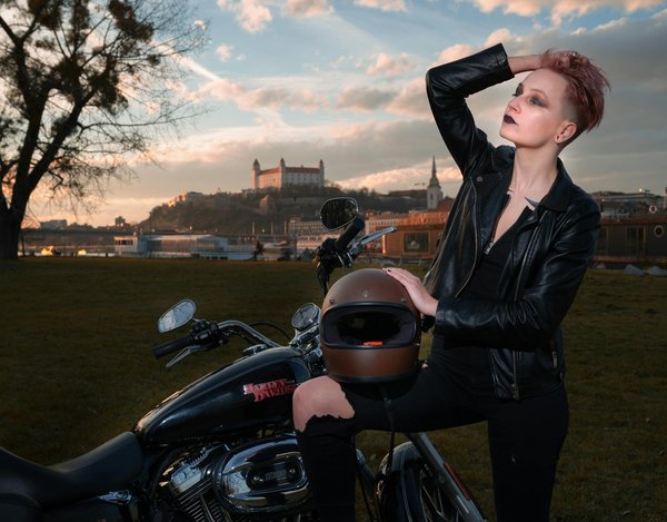 Welche Rolle spielt die Fahrzeugvernetzung für die Sicherheit im Straßenverkehr?